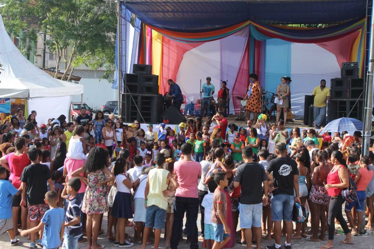 Feira Literária Camacan